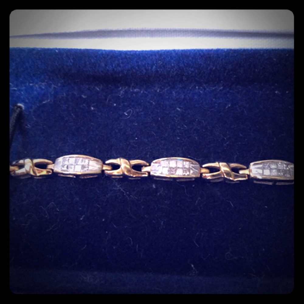 14-karat gold genuine diamond bracelet